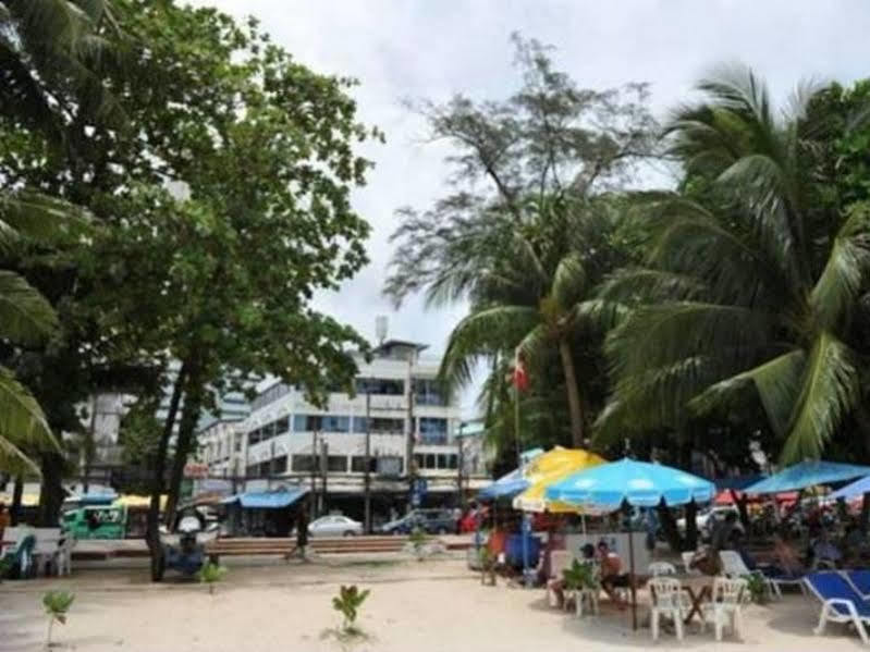 Patong Beach Bed And Breakfast Exterior foto